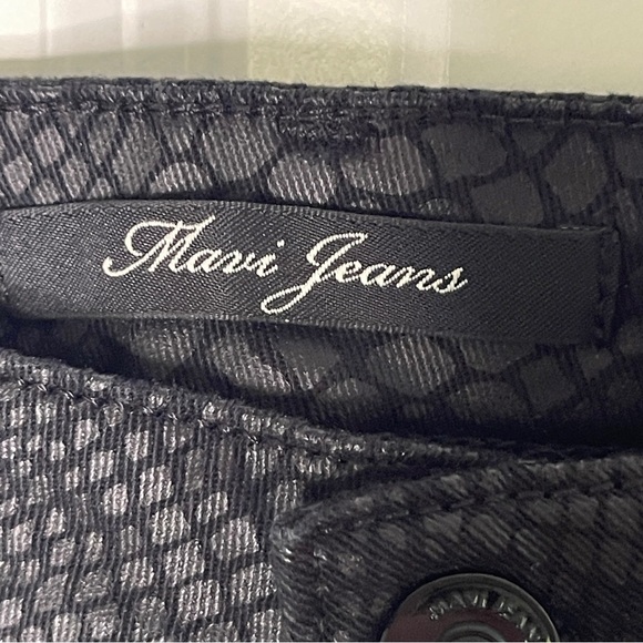 Mavi Jeans Size 30 High Waist Super Skinny Black Snake Print Tess Coated EUC - Picture 5 of 11
